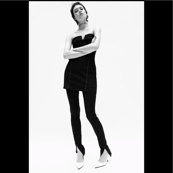 Beautiful mini pinstripe dress - Picture 4 of 9